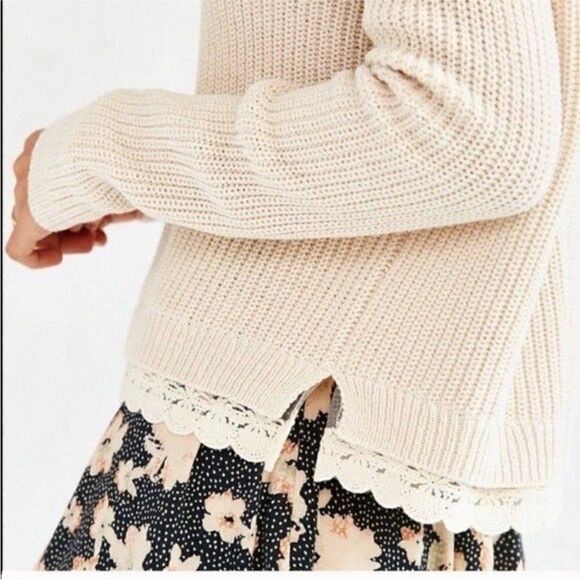 Kimchi Blue Knit Sweater - Picture 2 of 8